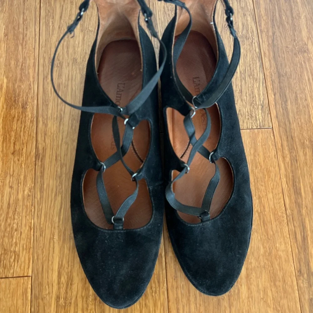 L’Amour Des Pieds Benham Black Suede Wedge Shoe 8.5